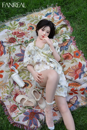 Molly Sex doll (FanReal Doll 153cm b-cup silicone)