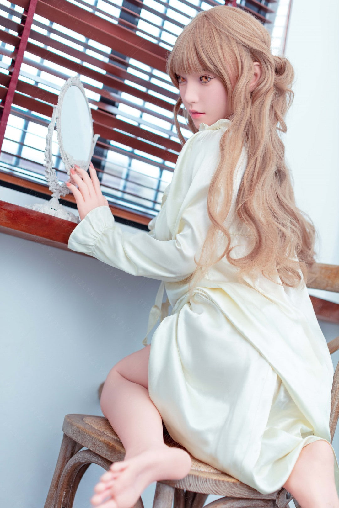 Iris muñeca sexual (Bezlya Doll 160 cm copa C 2.1 silicona)