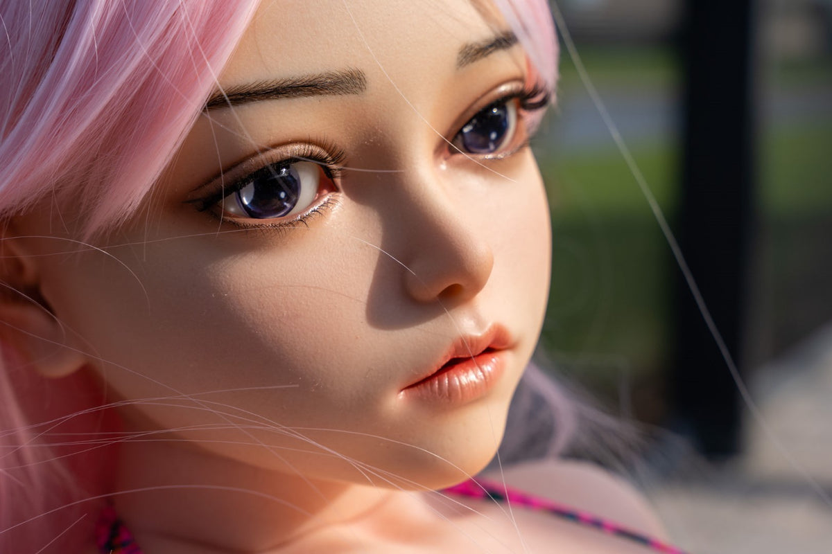 Anna-May (Doll Forever Copa E de silicona de 160 cm)