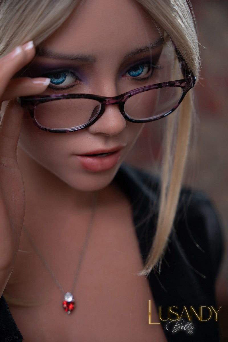 Beldad muñeca sexual (Lusandy Doll 165 cm copa D de silicona)