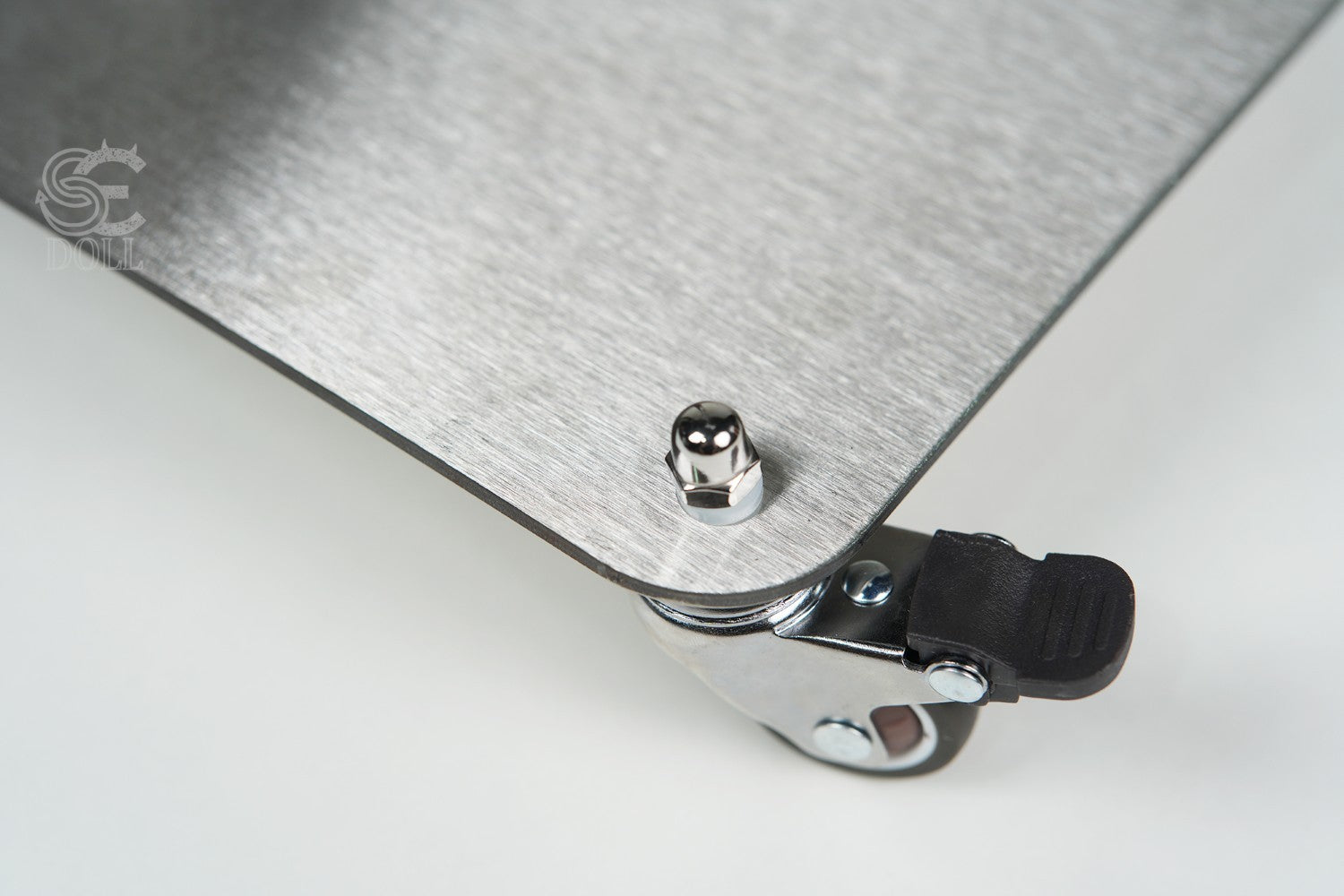 However, stand with wheels (SE-Doll accessories)