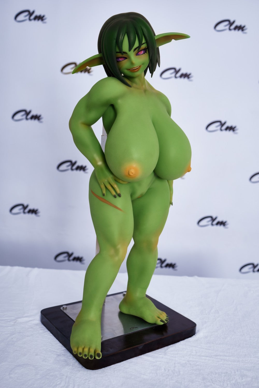 Zarga orco muñeca sexual (Climax Doll Mini silicona en V-Cup de 70 cm)