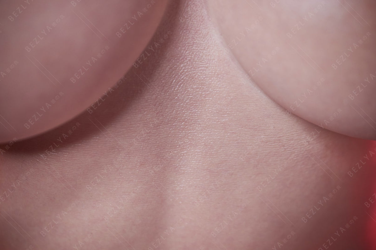 Campánula Torso muñeca sexual (Bezlya Doll 98cm Copa C 2.2U Silicona)