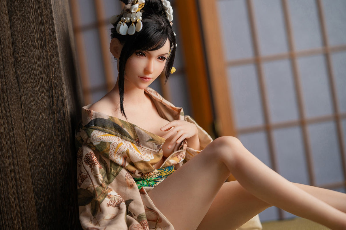 tifa mini (Game Lady 65cm E-Cup No.03S Silicona)