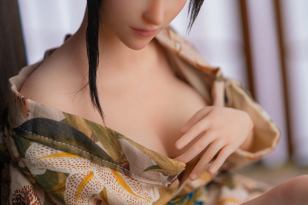 tifa mini (Game Lady 65cm E-Cup No.03S Silicona)