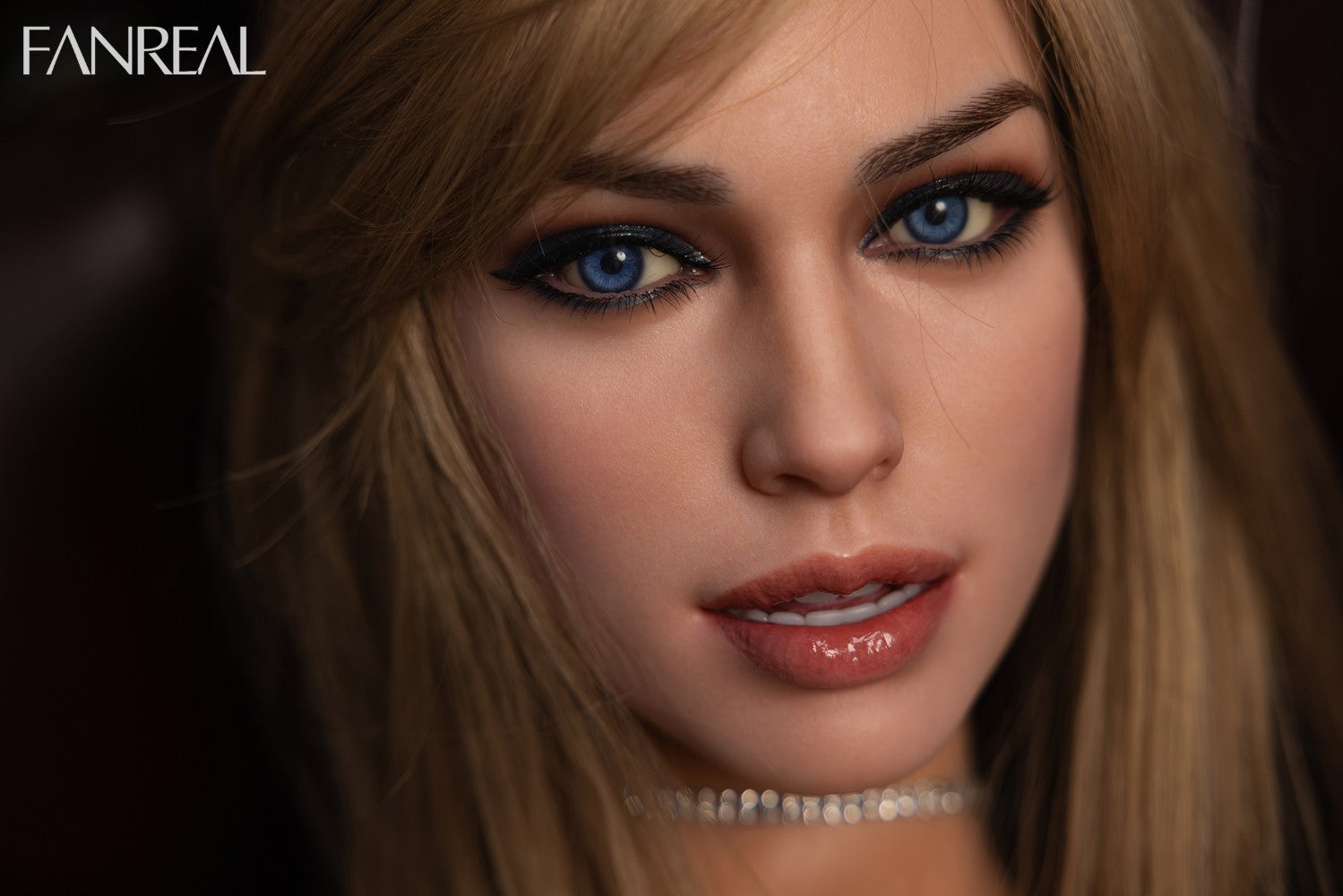 Della Sex doll (FanReal Doll 170cm d-cup silicone)