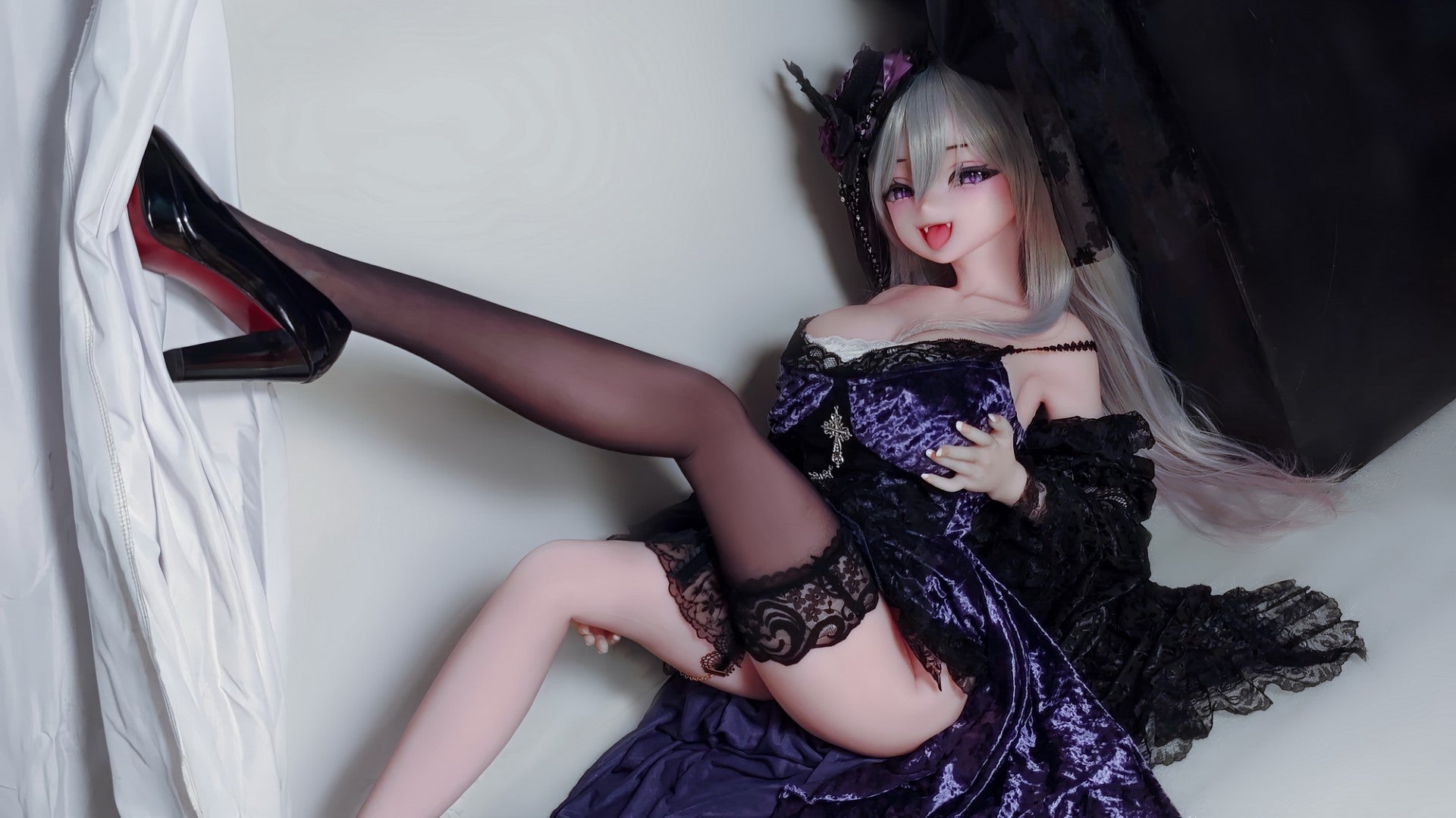 Chono Miyu muñeca sexual (Elsa Babe 148 cm RAD041 Silicona)