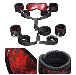 Kit BDSM: esposas, atuendo de encaje y máscara para ojos (colocados con 7 partes)