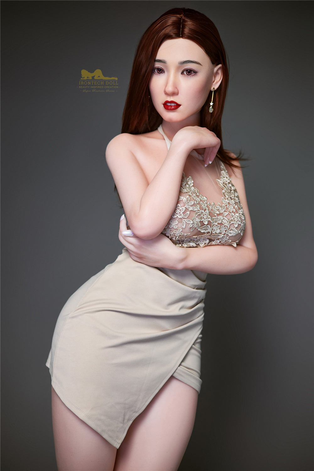 betty muñeca sexual (Irontech Doll 153 cm e-cup S7 silicona)